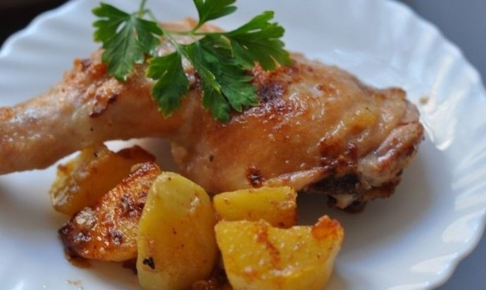 Картофель с курицей в духовке, пошаговый рецепт с фото